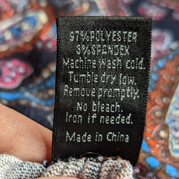 WinWin Paisley Bell Sleeve Tunic Size Small-Medium - Picture 13 of 14